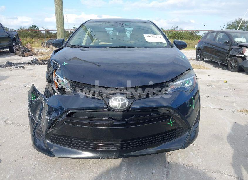 Photo 12 of 2019 Toyota Corolla LE (VIN 2T1BURHE9KC221297)