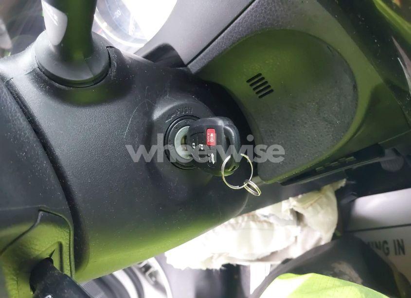 Photo 11 of 2019 Toyota Corolla LE (VIN 2T1BURHE9KC221669)