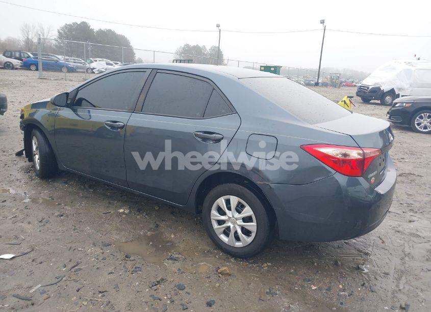 Photo 3 of 2019 Toyota Corolla L (VIN 2T1BURHE9KC223051)