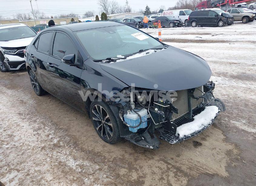 2019 Toyota Corolla SE (VIN 2T1BURHE9KC232204) main photo