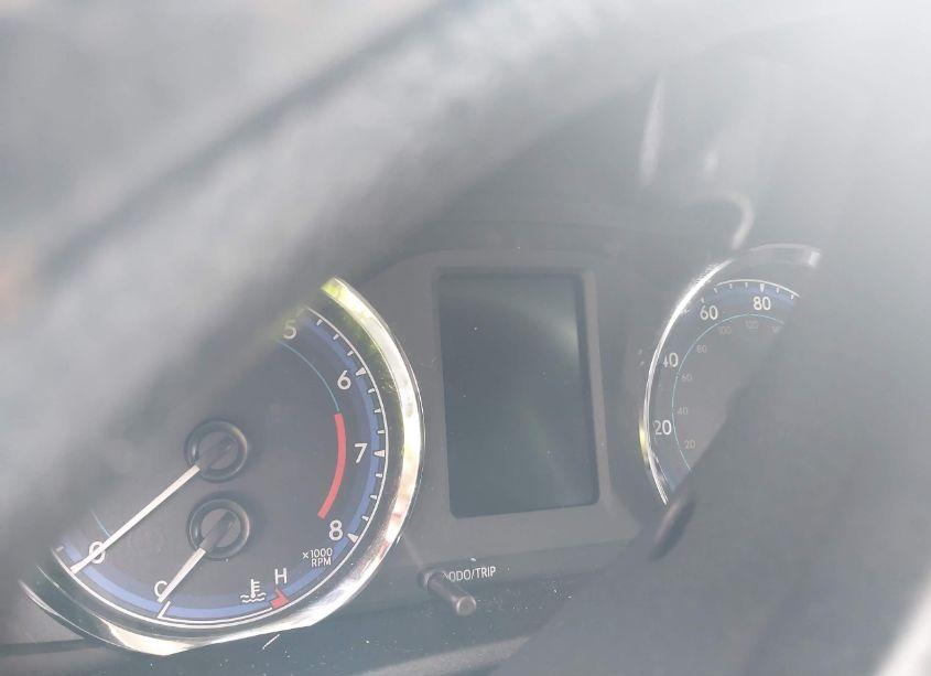 Photo 15 of 2019 Toyota Corolla LE (VIN 2T1BURHE9KC241596)