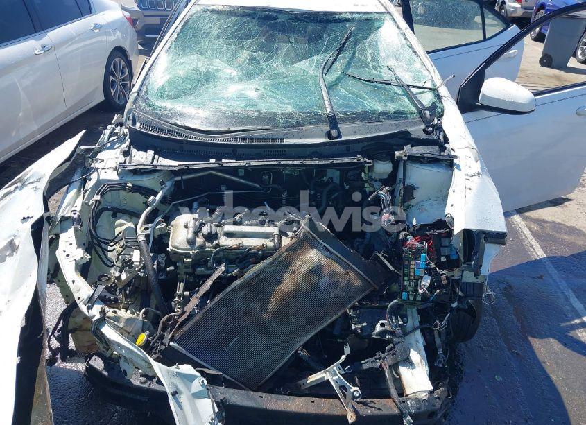 Photo 10 of 2014 Toyota Corolla LE (VIN 2T1BURHEXEC000327)