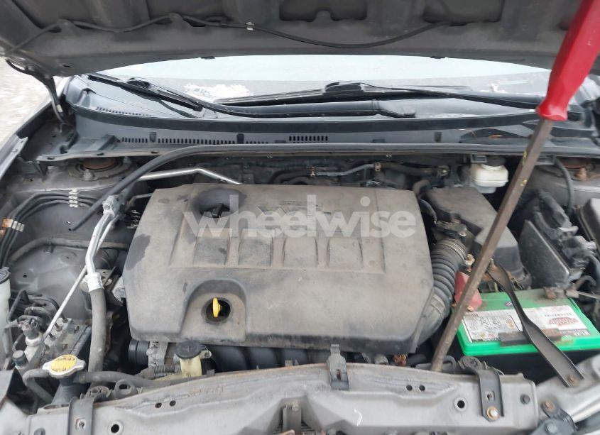 Photo 10 of 2014 Toyota Corolla LE (VIN 2T1BURHEXEC082379)