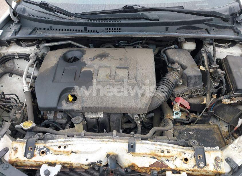 Photo 10 of 2014 Toyota Corolla LE (VIN 2T1BURHEXEC091518)