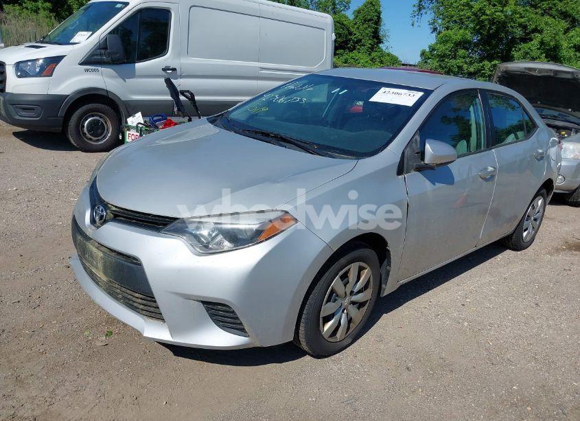 Photo 2 of 2014 Toyota Corolla LE (VIN 2T1BURHEXEC093124)