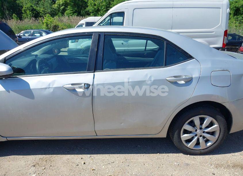 Photo 6 of 2014 Toyota Corolla LE (VIN 2T1BURHEXEC093124)
