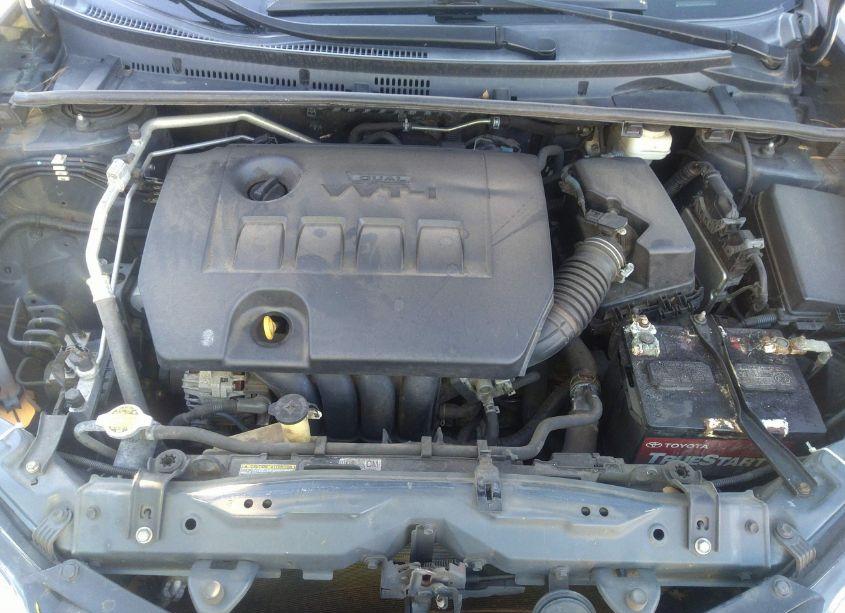 Photo 10 of 2014 Toyota Corolla S PLUS (VIN 2T1BURHEXEC099800)