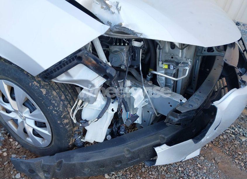 Photo 6 of 2014 Toyota Corolla L (VIN 2T1BURHEXEC108673)