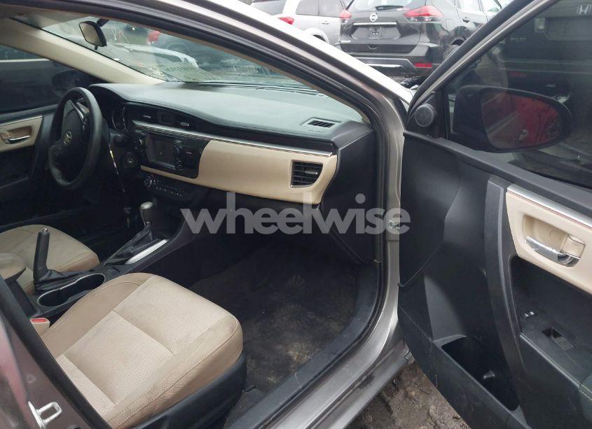 Photo 5 of 2014 Toyota Corolla LE (VIN 2T1BURHEXEC127952)