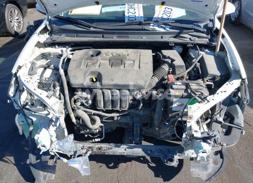 Photo 10 of 2014 Toyota Corolla LE (VIN 2T1BURHEXEC156397)