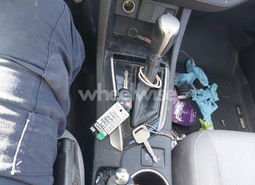 Photo 11 of 2014 Toyota Corolla LE (VIN 2T1BURHEXEC156397)