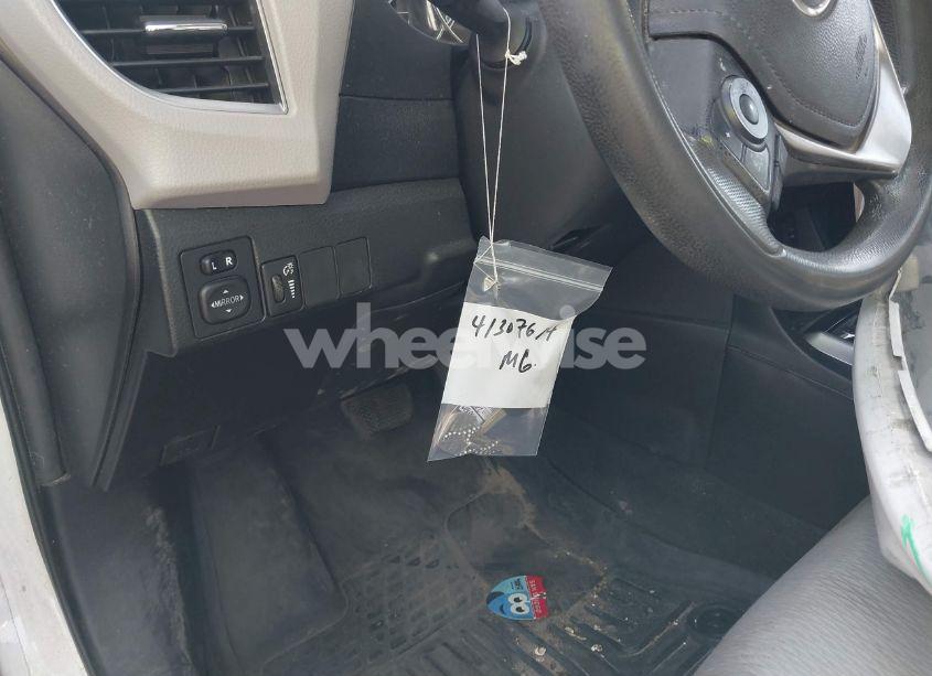 Photo 18 of 2014 Toyota Corolla LE (VIN 2T1BURHEXEC156397)