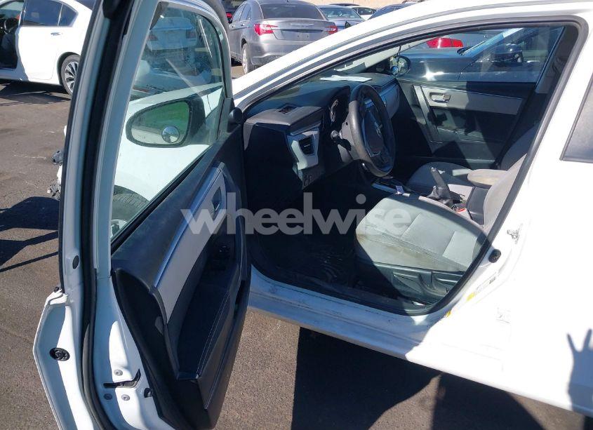 Photo 5 of 2014 Toyota Corolla LE (VIN 2T1BURHEXEC156397)