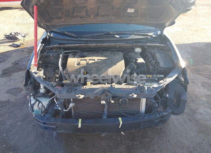 Photo 10 of 2014 Toyota Corolla LE (VIN 2T1BURHEXEC166038)