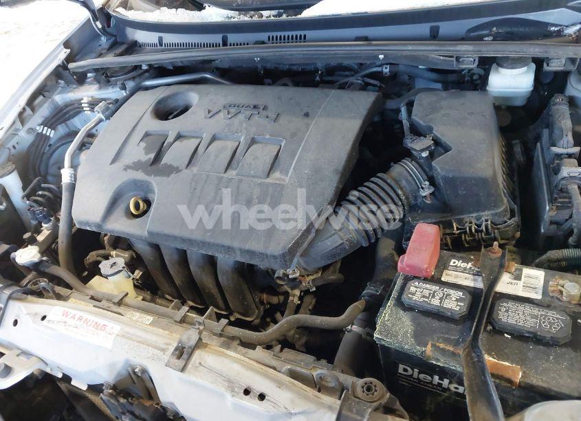 Photo 10 of 2014 Toyota Corolla LE (VIN 2T1BURHEXEC189433)