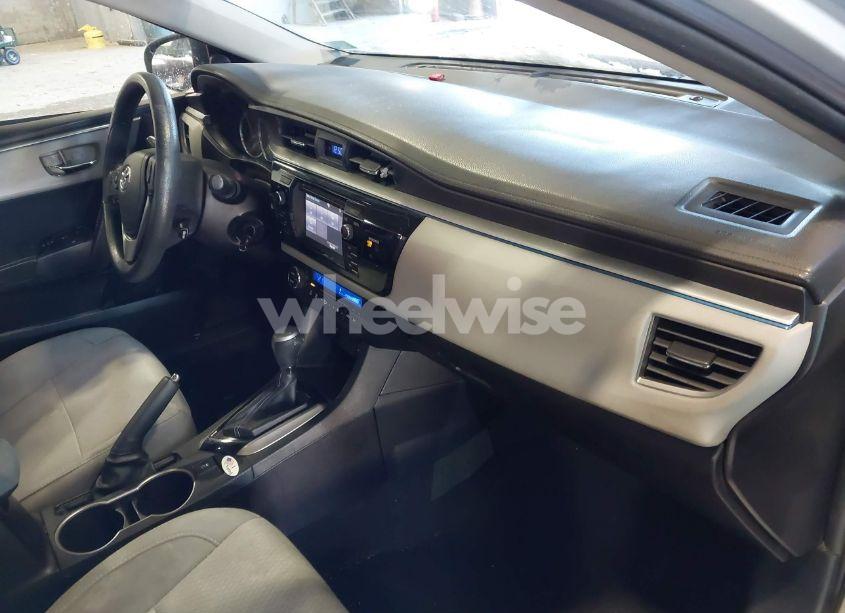 Photo 5 of 2014 Toyota Corolla LE (VIN 2T1BURHEXEC189433)