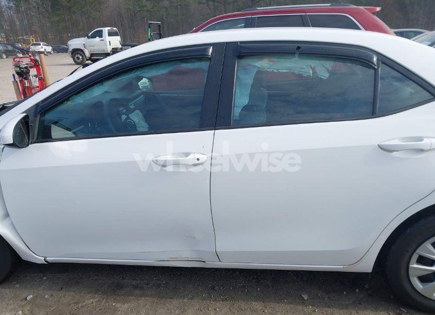 Photo 15 of 2014 Toyota Corolla L (VIN 2T1BURHEXEC202424)