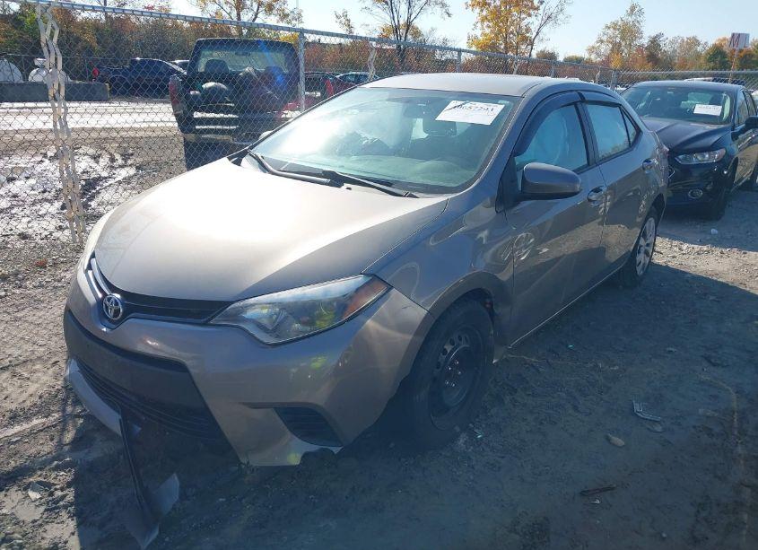Photo 2 of 2014 Toyota Corolla LE (VIN 2T1BURHEXEC208823)