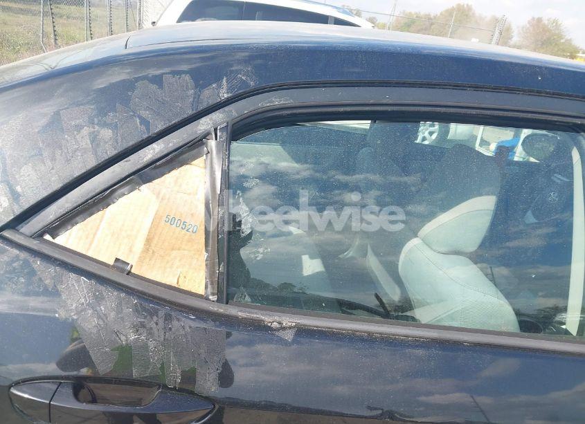 Photo 17 of 2014 Toyota Corolla LE (VIN 2T1BURHEXEC210443)