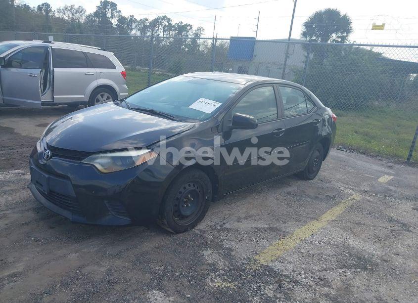 Photo 2 of 2014 Toyota Corolla LE (VIN 2T1BURHEXEC210443)