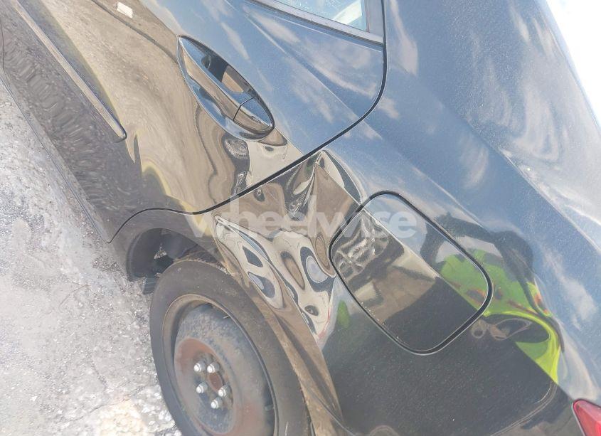 Photo 6 of 2014 Toyota Corolla LE (VIN 2T1BURHEXEC210443)