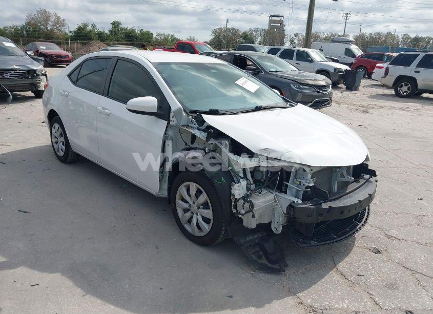 2014 Toyota Corolla LE (VIN 2T1BURHEXEC211432) main photo
