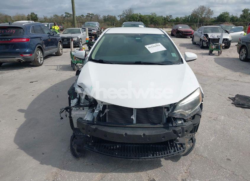 Photo 12 of 2014 Toyota Corolla LE (VIN 2T1BURHEXEC211432)