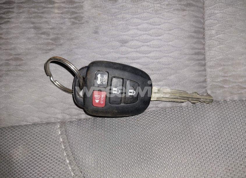 Photo 11 of 2014 Toyota Corolla LE (VIN 2T1BURHEXEC217912)