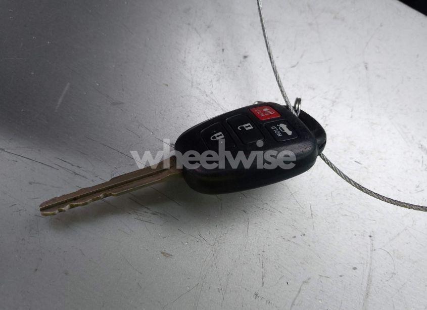 Photo 11 of 2015 Toyota Corolla LE (VIN 2T1BURHEXFC232346)