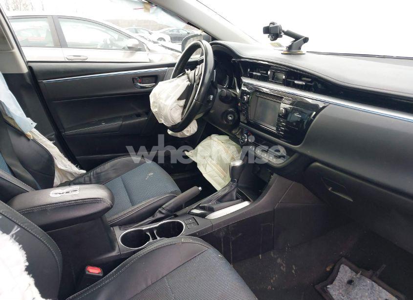 Photo 5 of 2015 Toyota Corolla S PLUS (VIN 2T1BURHEXFC234002)