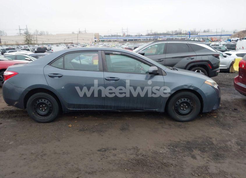 Photo 13 of 2015 Toyota Corolla LE (VIN 2T1BURHEXFC239734)