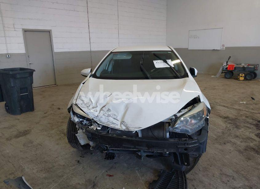 Photo 12 of 2015 Toyota Corolla LE (VIN 2T1BURHEXFC253763)
