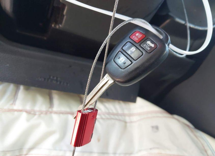 Photo 11 of 2015 Toyota Corolla S PLUS (VIN 2T1BURHEXFC262530)