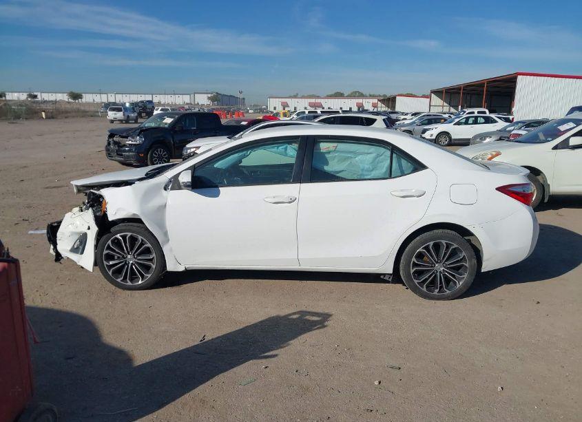 Photo 14 of 2015 Toyota Corolla S PLUS (VIN 2T1BURHEXFC262530)