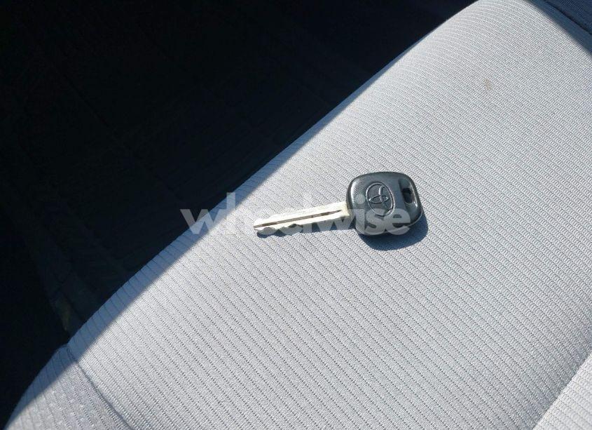 Photo 11 of 2015 Toyota Corolla L (VIN 2T1BURHEXFC277285)