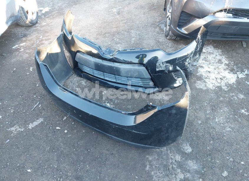 Photo 12 of 2015 Toyota Corolla LE (VIN 2T1BURHEXFC287914)