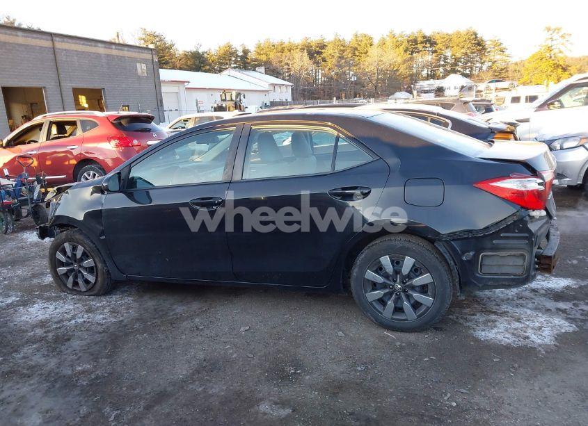 Photo 15 of 2015 Toyota Corolla LE (VIN 2T1BURHEXFC287914)