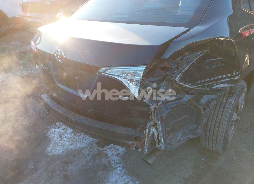 Photo 18 of 2015 Toyota Corolla LE (VIN 2T1BURHEXFC287914)