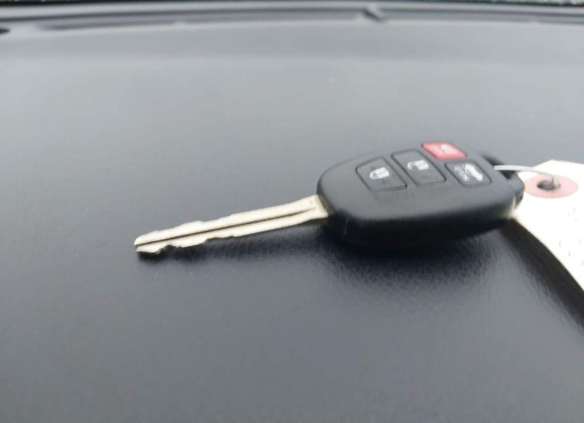 Photo 11 of 2015 Toyota Corolla S PLUS (VIN 2T1BURHEXFC292241)