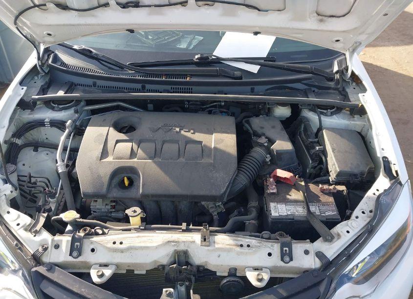 Photo 10 of 2015 Toyota Corolla L (VIN 2T1BURHEXFC296760)