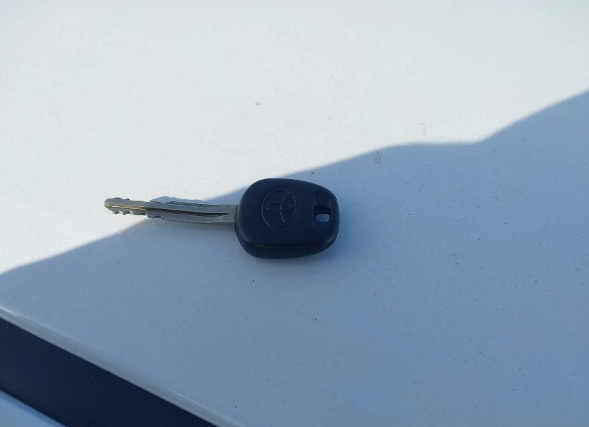 Photo 11 of 2015 Toyota Corolla L (VIN 2T1BURHEXFC296760)