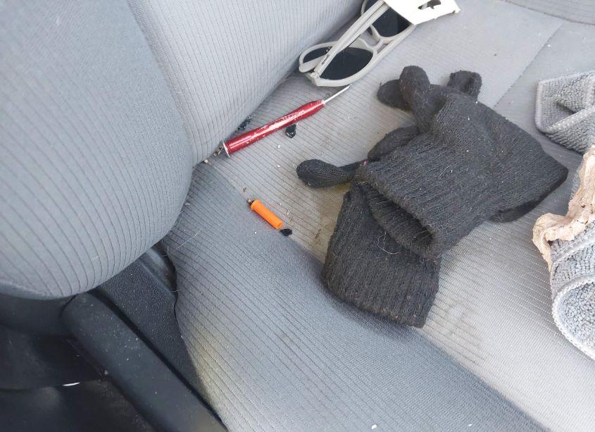 Photo 13 of 2015 Toyota Corolla L (VIN 2T1BURHEXFC296760)