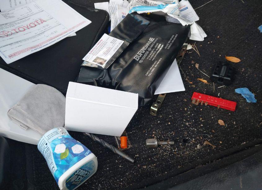 Photo 14 of 2015 Toyota Corolla L (VIN 2T1BURHEXFC296760)