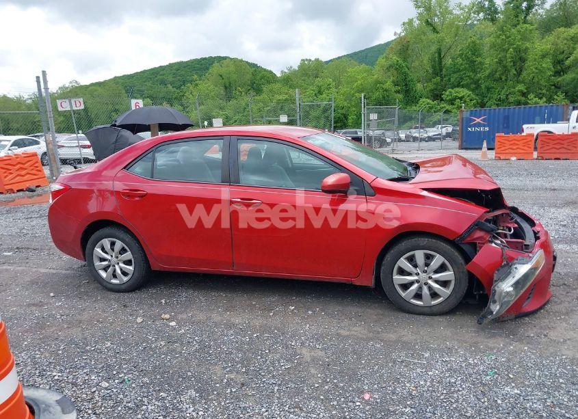 Photo 13 of 2015 Toyota Corolla LE (VIN 2T1BURHEXFC301228)