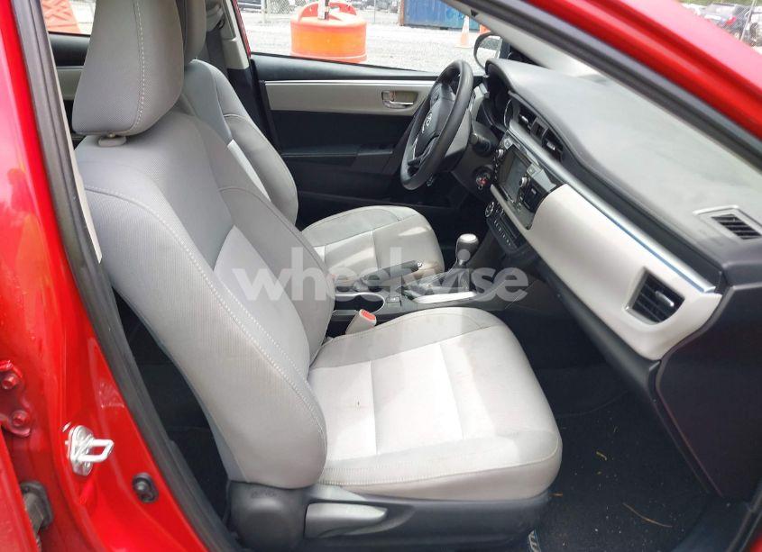 Photo 5 of 2015 Toyota Corolla LE (VIN 2T1BURHEXFC301228)