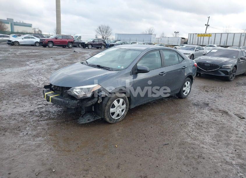 Photo 2 of 2015 Toyota Corolla L (VIN 2T1BURHEXFC323214)