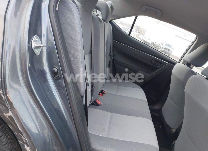 Photo 8 of 2015 Toyota Corolla L (VIN 2T1BURHEXFC323214)