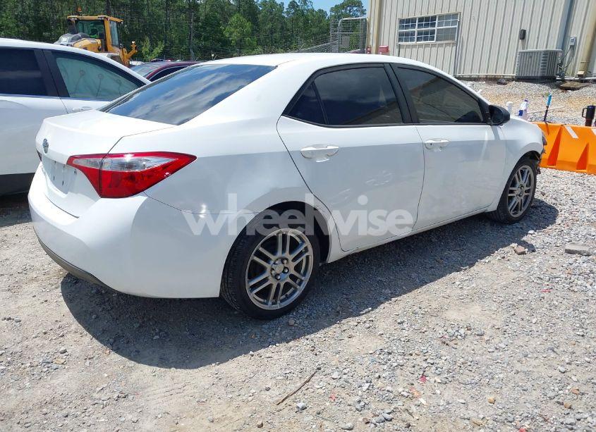 Photo 4 of 2015 Toyota Corolla L (VIN 2T1BURHEXFC326128)