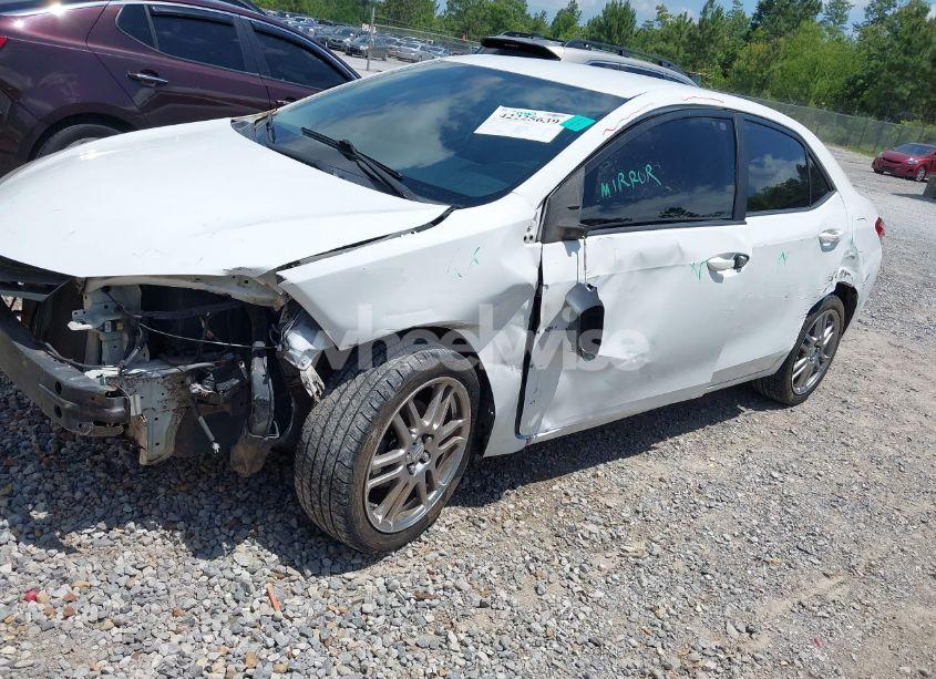 Photo 6 of 2015 Toyota Corolla L (VIN 2T1BURHEXFC326128)