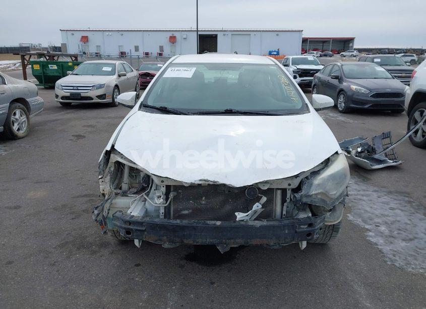 Photo 12 of 2015 Toyota Corolla LE (VIN 2T1BURHEXFC332690)
